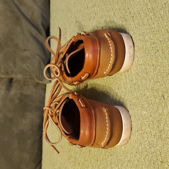 Dooney & Bourke leather deck shoes in tan sz 6 great used condition. Vintage. - Picture 6 of 11